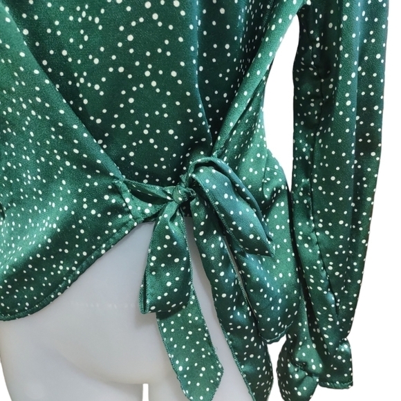 Women's Cropped Side Tie Polka Dot Top Blouse, Kelly Green, M - Picture 2 of 8